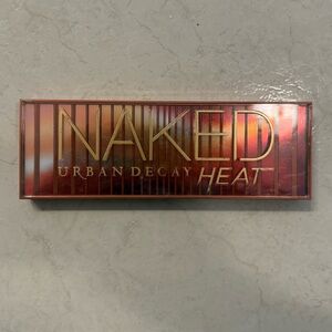 Urban Decay Naked Heat eye shadow palette - Warm Red/Orange Accent